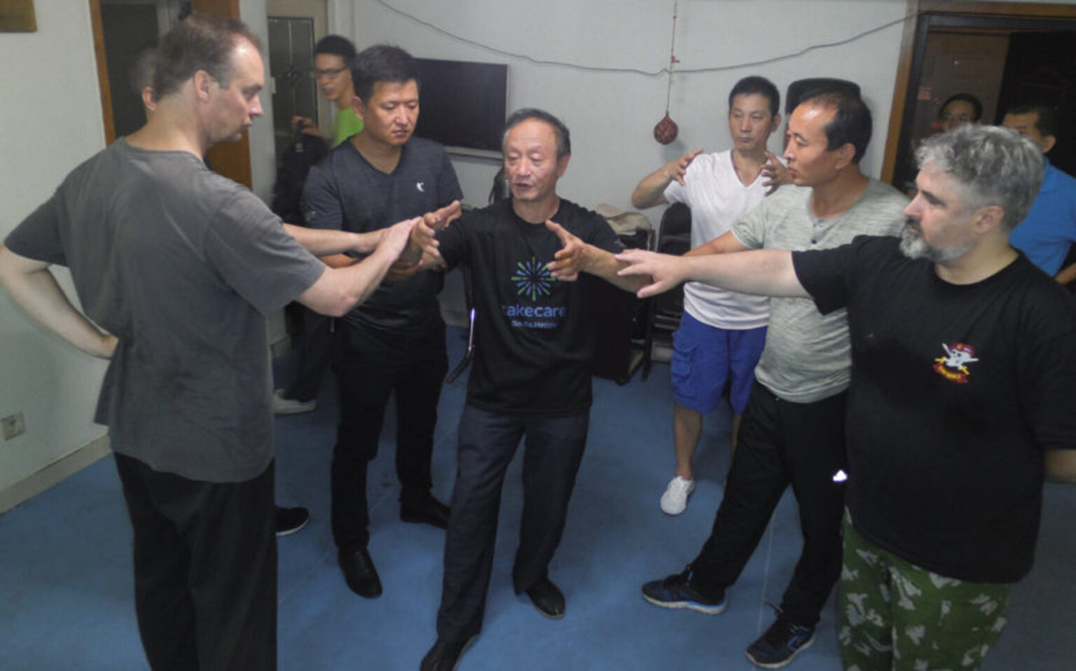 Yiquan (I Ch’uan) Akademia Yiquan